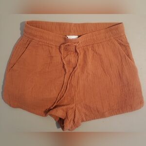 H & M Women's Tan Shorts